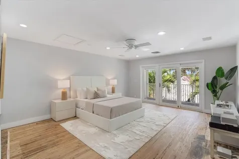 2311 Ne 47th Street Lighthouse Point FL 33064