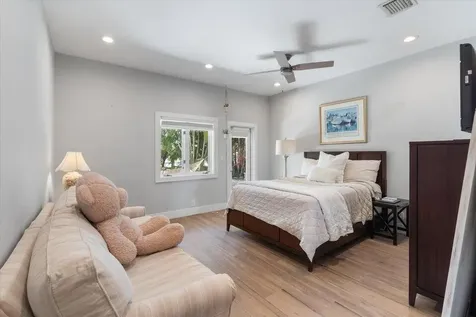 2311 Ne 47th Street Lighthouse Point FL 33064