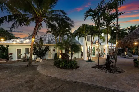 2311 Ne 47th Street Lighthouse Point FL 33064