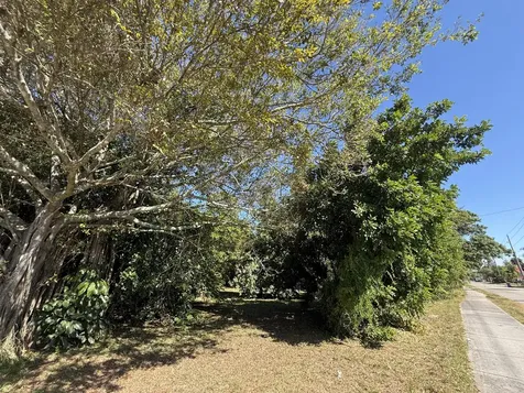 221 SE Seville Street Stuart FL 34994