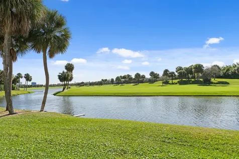 2435 Presidential Way West Palm Beach FL 33401