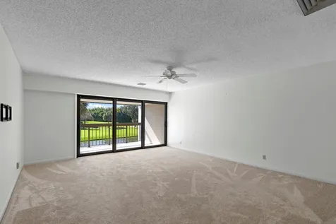 2435 Presidential Way West Palm Beach FL 33401