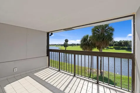 2435 Presidential Way West Palm Beach FL 33401