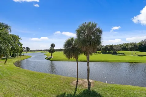 2435 Presidential Way West Palm Beach FL 33401