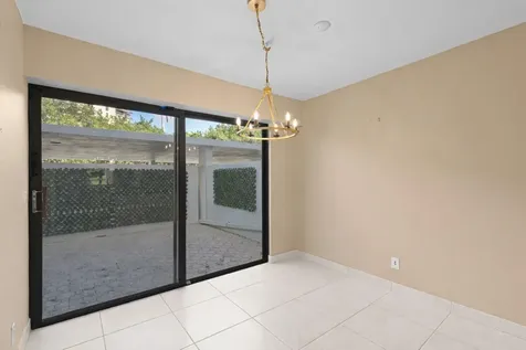 2435 Presidential Way West Palm Beach FL 33401