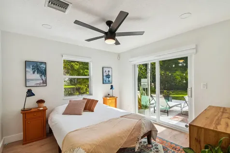 702 Ne 10th Avenue Boynton Beach FL 33435