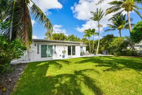 702 Ne 10th Avenue Boynton Beach FL 33435
