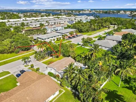 702 Ne 10th Avenue Boynton Beach FL 33435