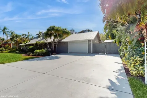 9278 Se Sharon Street Hobe Sound FL 33455