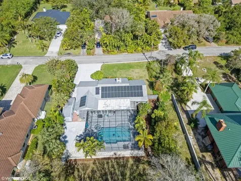 9278 Se Sharon Street Hobe Sound FL 33455