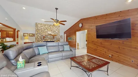 9278 Se Sharon Street Hobe Sound FL 33455