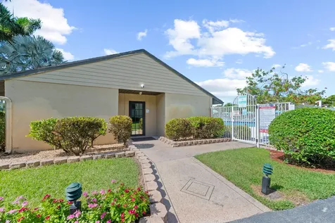 723 Sunny Pine Way Greenacres FL 33415