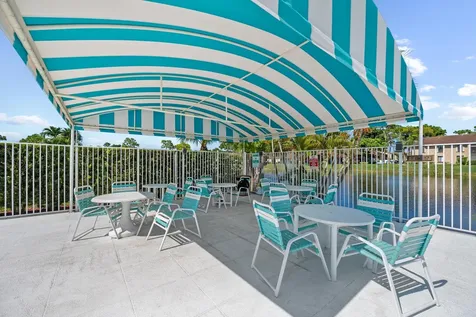 723 Sunny Pine Way Greenacres FL 33415