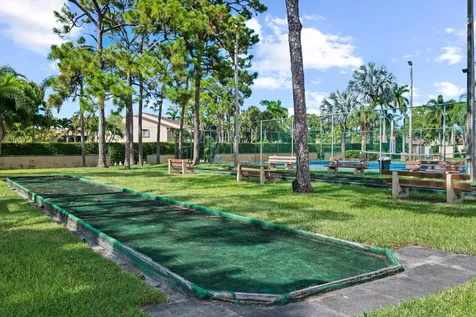 723 Sunny Pine Way Greenacres FL 33415