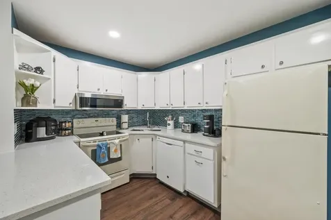 723 Sunny Pine Way Greenacres FL 33415