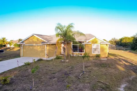 2091 Sw Castinet Lane Port Saint Lucie FL 34953