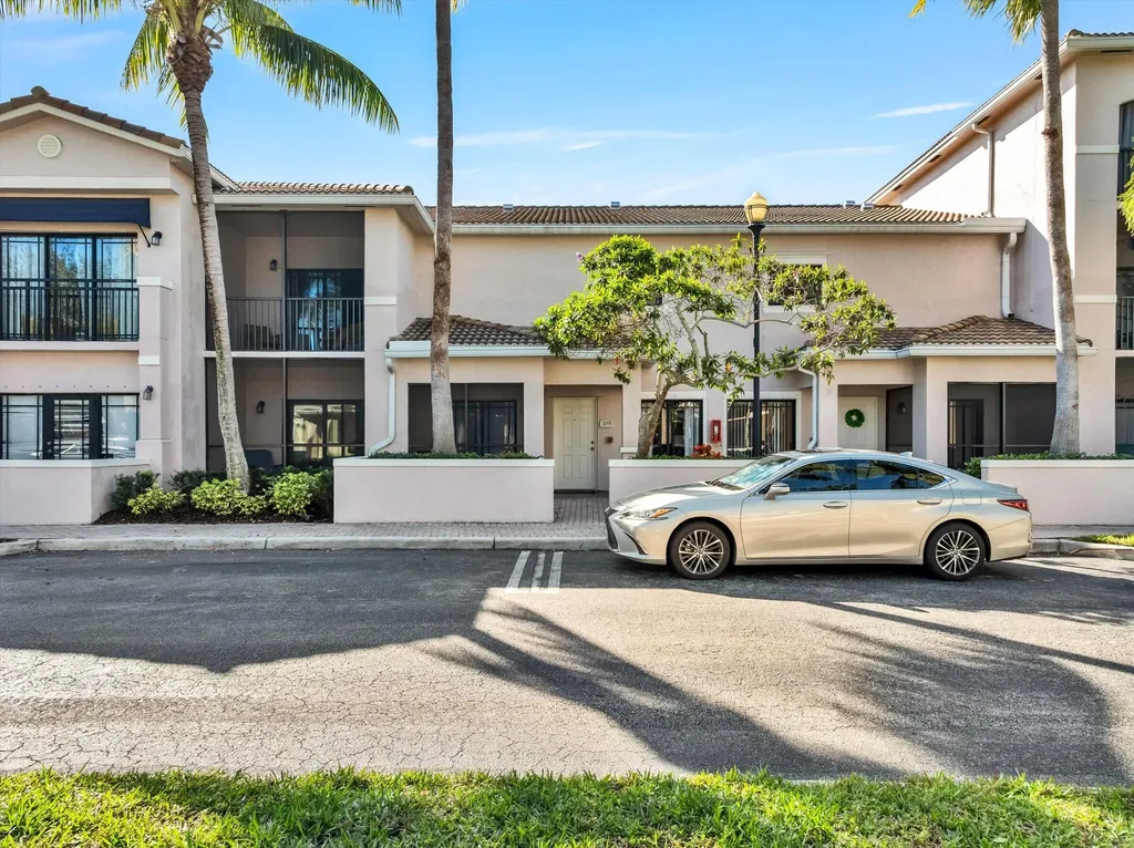 2803 Sarento Place Palm Beach Gardens FL 33410