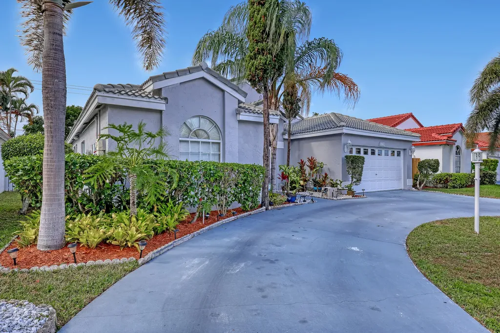 4941 Broadstone Circle West Palm Beach FL 33417