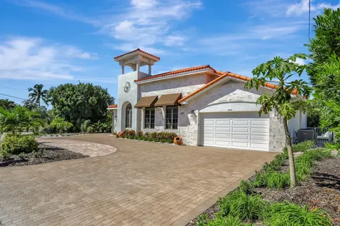 3901 Ne 23rd Terrace Lighthouse Point FL 33064
