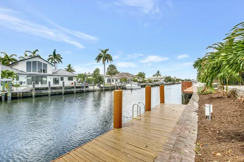 3901 Ne 23rd Terrace Lighthouse Point FL 33064