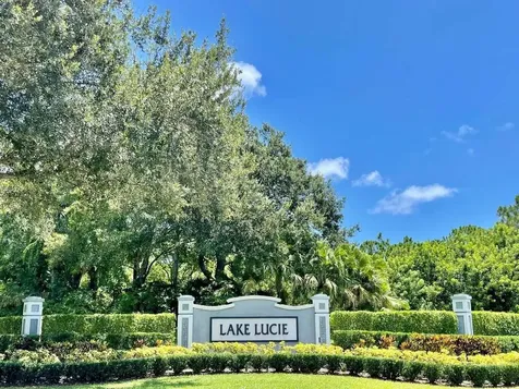 8278 Sand Pine Circle Port Saint Lucie FL 34952