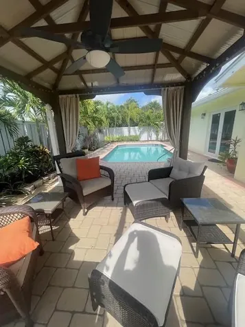 1028 Se 13th Court Deerfield Beach FL 33441