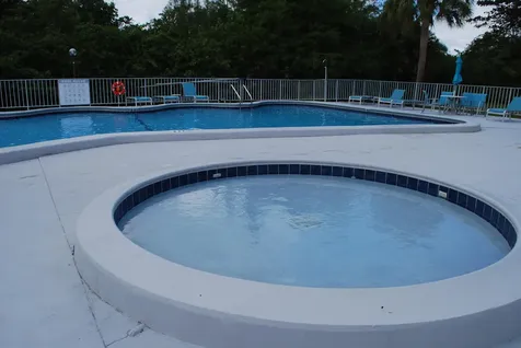 19232 Ne 25th Avenue Miami FL 33180