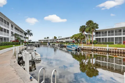 1866 Sw Palm City Road Stuart FL 34994