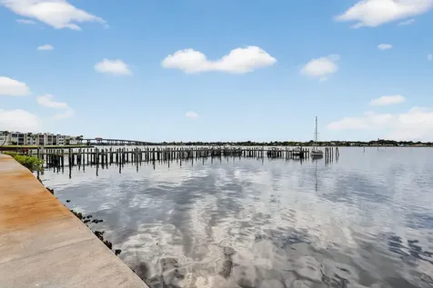 1866 Sw Palm City Road Stuart FL 34994