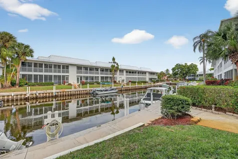 1866 Sw Palm City Road Stuart FL 34994