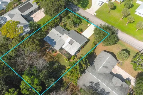 8816 Se May Terrace Hobe Sound FL 33455