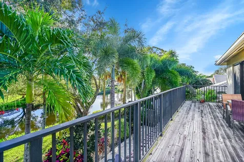 15 Lawrence Lake Drive Boynton Beach FL 33436