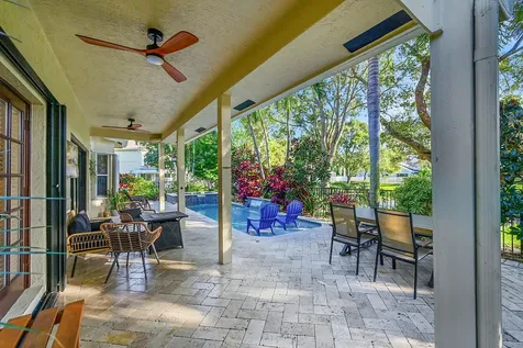 15 Lawrence Lake Drive Boynton Beach FL 33436