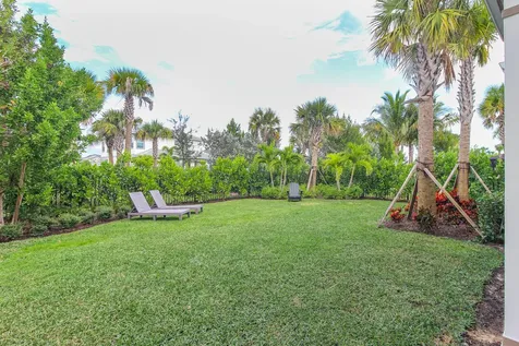 10369 Northbrook Circle Palm Beach Gardens FL 33412
