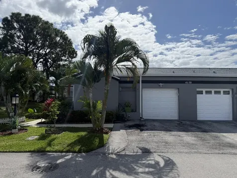 4550 Biddeford Avenue West Palm Beach FL 33417