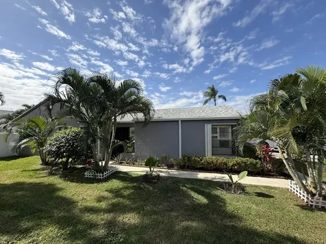 4550 Biddeford Avenue West Palm Beach FL 33417