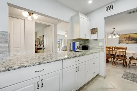 701 Lori Drive Drive Palm Springs FL 33461