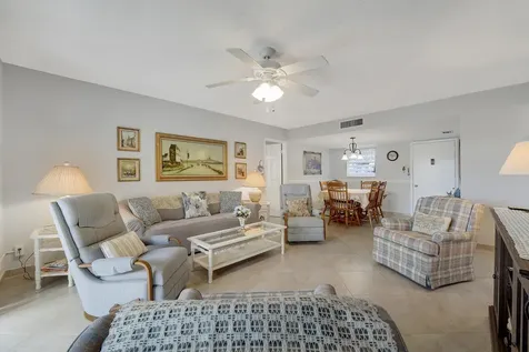 701 Lori Drive Drive Palm Springs FL 33461