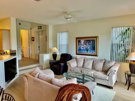 107 Resort Lane Palm Beach Gardens FL 33418