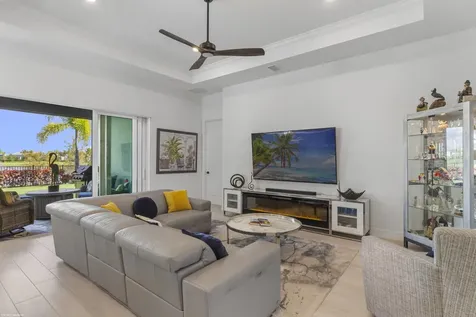 10389 Northbrook Circle Palm Beach Gardens FL 33412