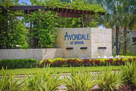 10389 Northbrook Circle Palm Beach Gardens FL 33412