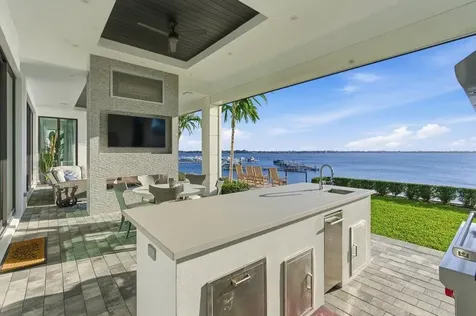 1271 Ne Langford Lane Jensen Beach FL 34957