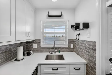 100 Shore Court North Palm Beach FL 33408