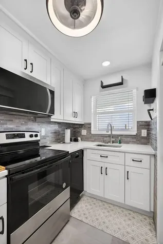 100 Shore Court North Palm Beach FL 33408