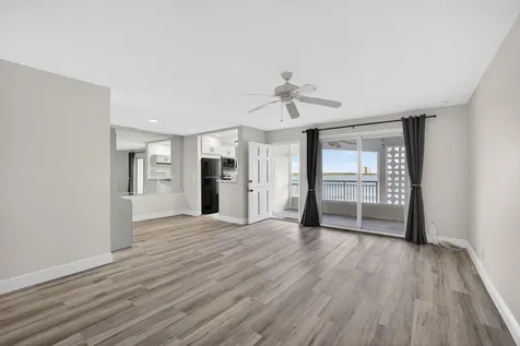 100 Shore Court North Palm Beach FL 33408