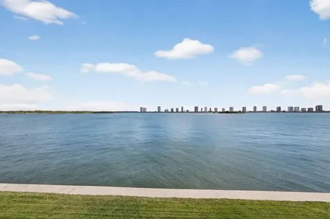 100 Shore Court North Palm Beach FL 33408