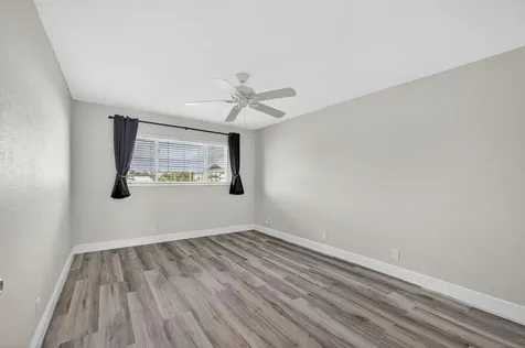 100 Shore Court North Palm Beach FL 33408