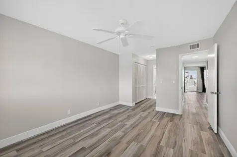 100 Shore Court North Palm Beach FL 33408