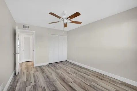 100 Shore Court North Palm Beach FL 33408