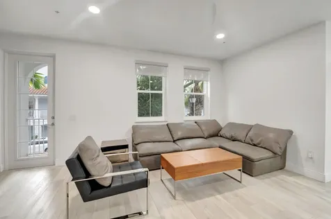 1274 Via Panzani Boynton Beach FL 33426